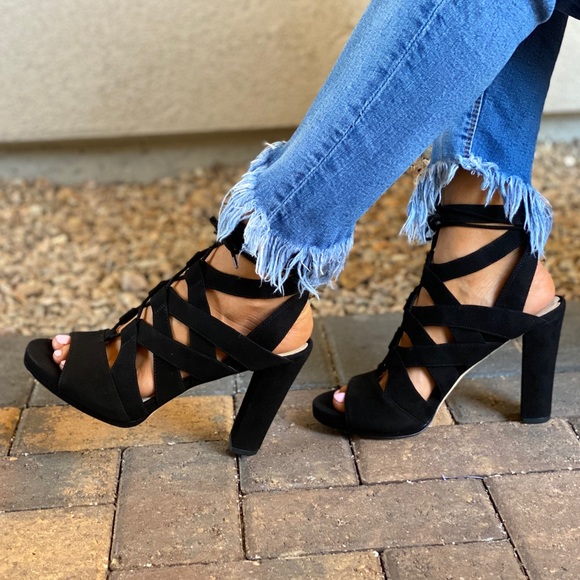 Via Spiga Kid Suede Block Heel Lace Up Platform - Picture 12 of 14